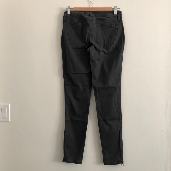 Old navy rockstar zip pocket pants - Picture 5 of 8